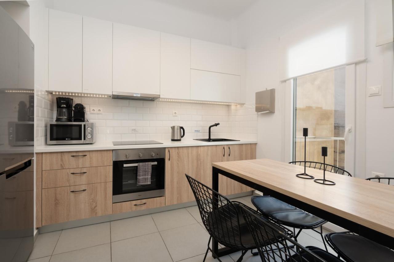 Classy Apartment In Koukaki, Walk To Metro & Acropolis Athén Kültér fotó